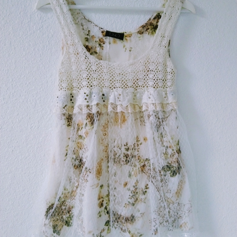 Boho tunic with light lace overlay and crochet